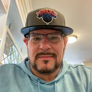 Meet your Posher, Charles